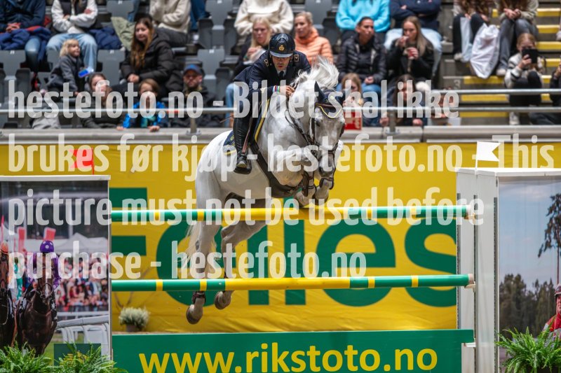 20231014-203734-217N-DSC_8431