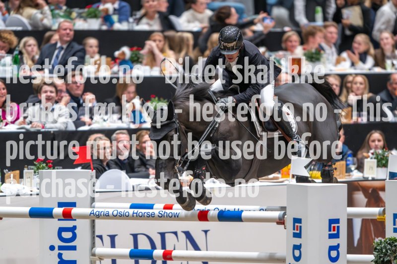 20231014-204011-217N-DSC_8670