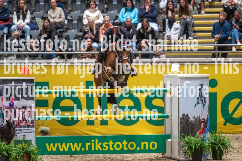 20231014-204553-217N-DSC_9162