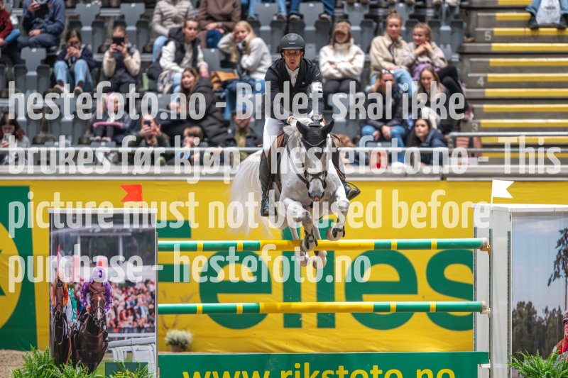 20231014-213105-218N-DSC_2122
