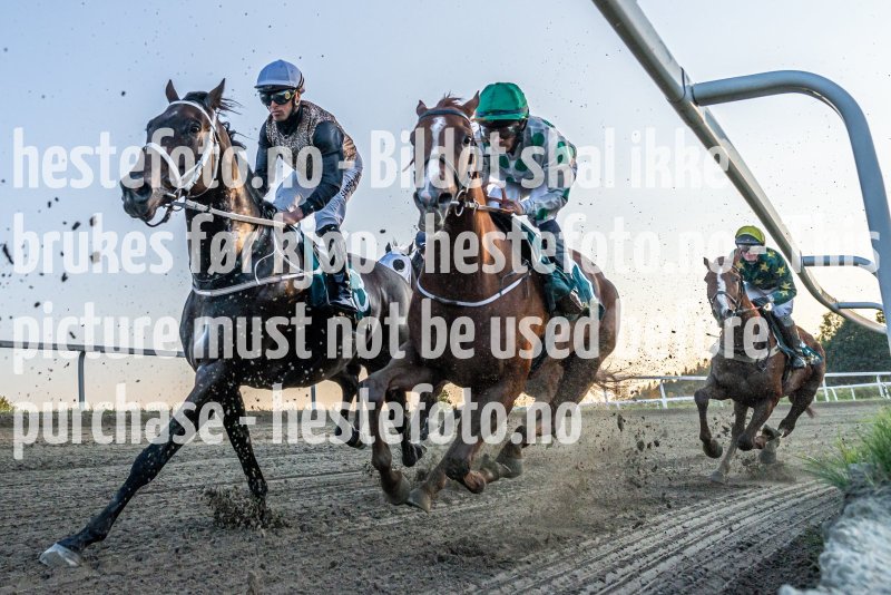 20210902-193118-EKE0116