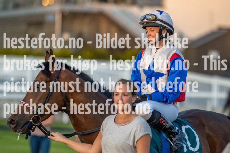 20210902-194954-DSC1419