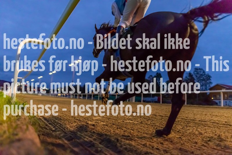 20210916-195818-EKE0532