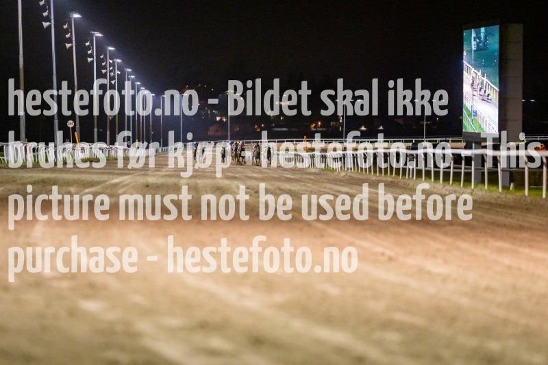 20211028-195716-DSC5121