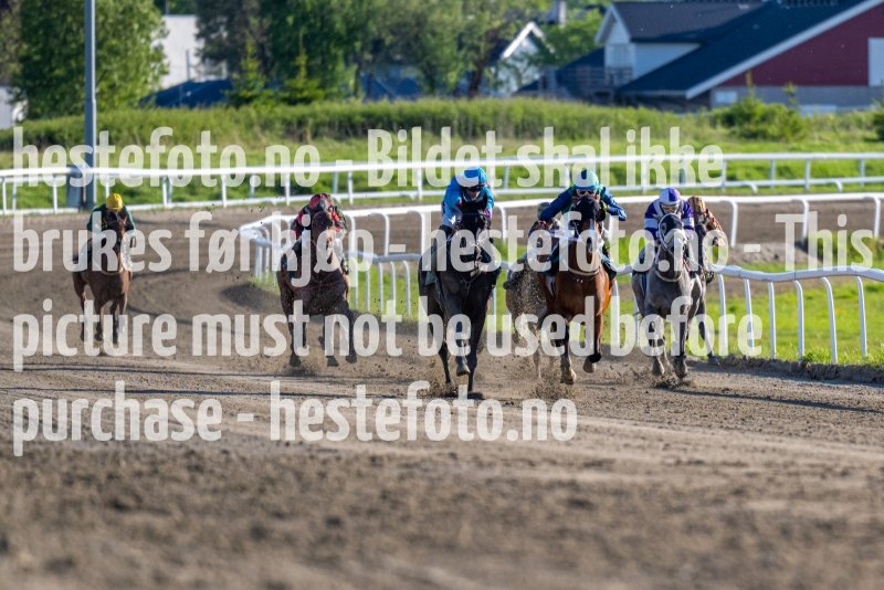 20220526-190852-DSC6568