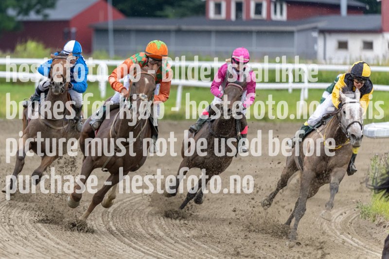 20220721-184110-DSC2680