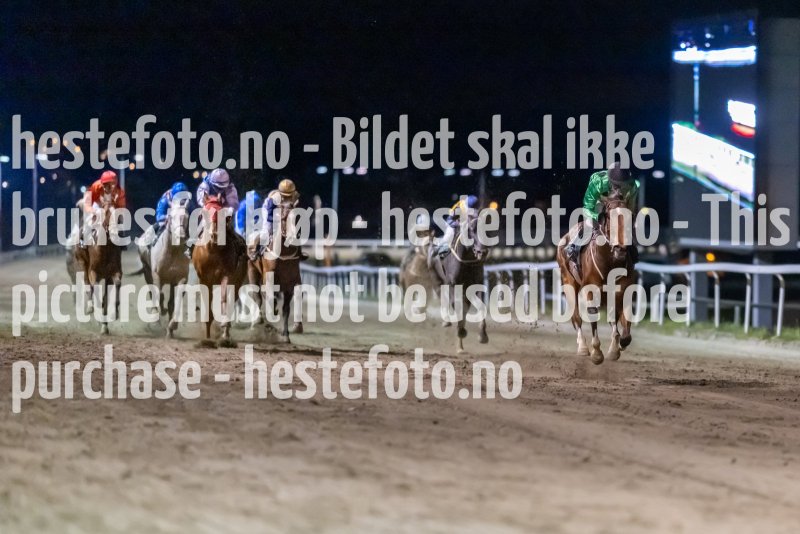 20221117-203419-DSC_1571