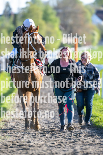 20240509-193613-DSC_4470-Forbedret-NR