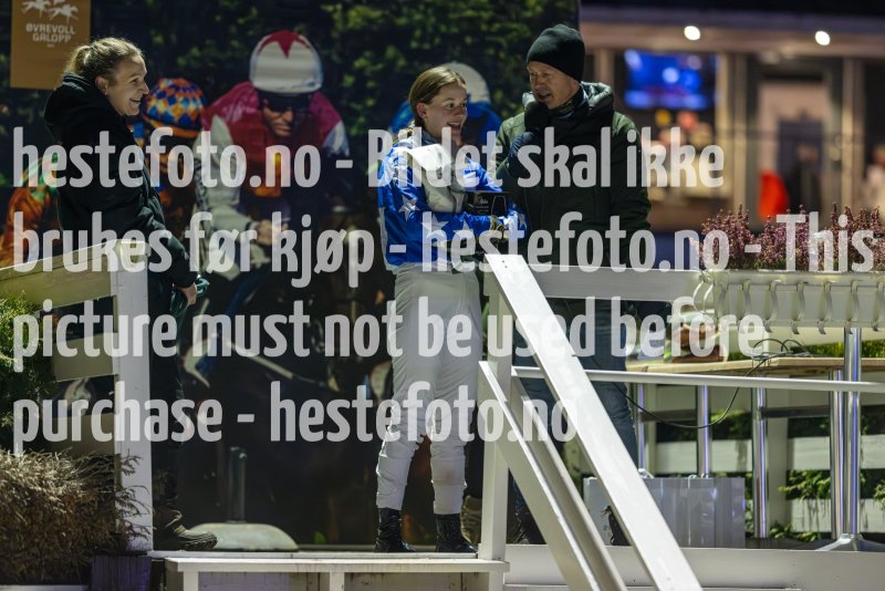 20231116-183341-DSC_4213