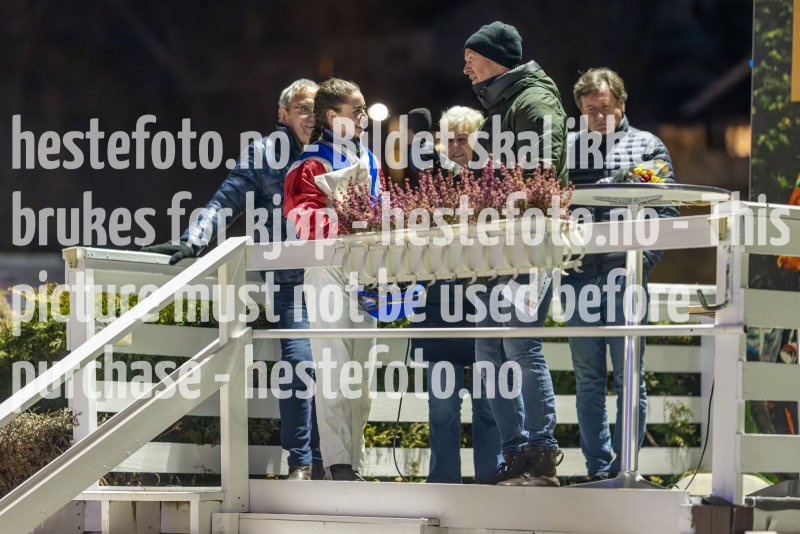 20231116-204127-DSC_6002