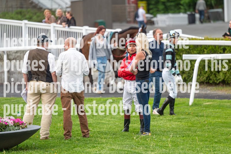 20240523-201236-DSC_6384