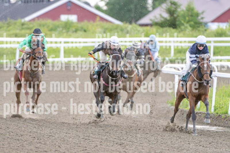 20240605-185638-DSC_3307