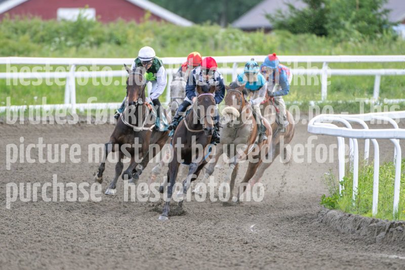 20240605-191713-DSC_3535