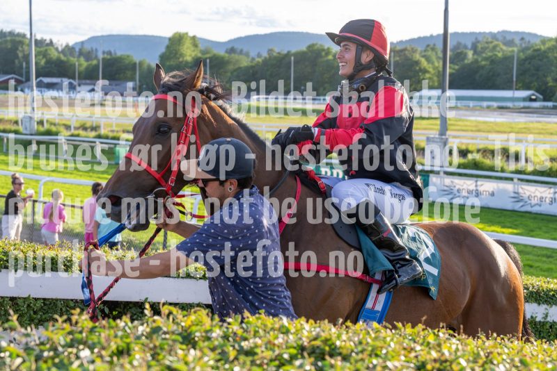 20240718-202500-DSC_2906