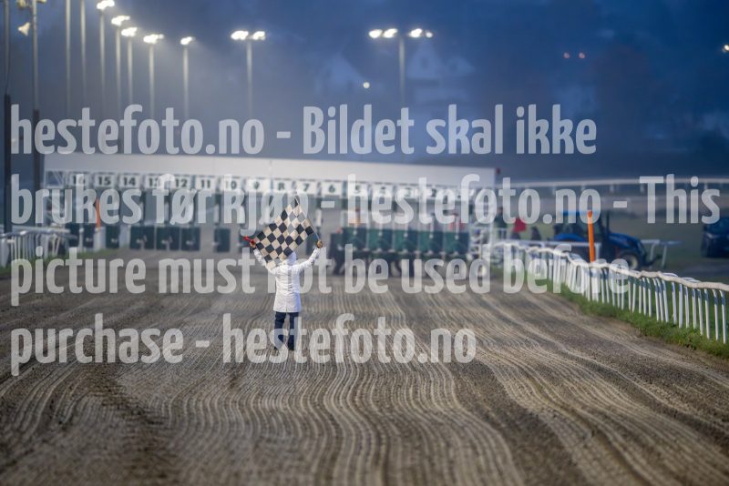 20241017-172952-DSC_5873