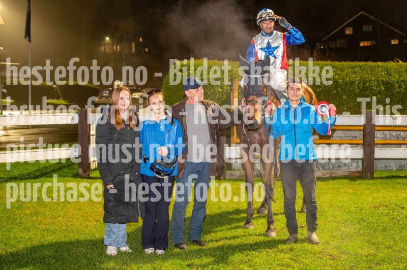 20251106-195104-DSC_0500