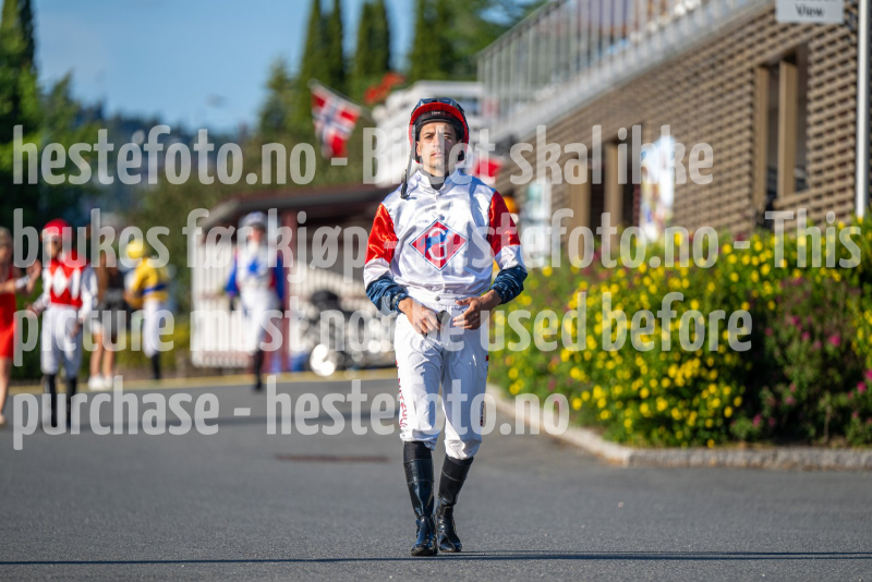 20260709-194713-DSC_0516