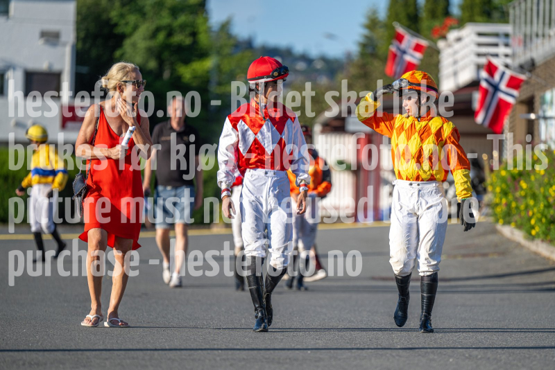 20260709-194743-DSC_0612