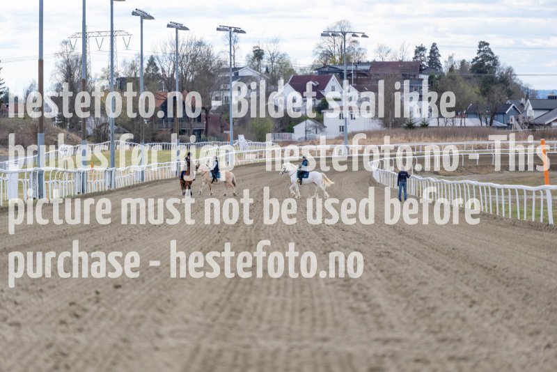 20220423-135840-DSC1909