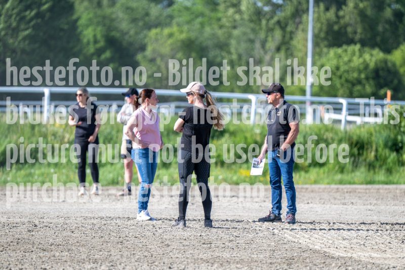 20260528-171943-DSC_2000