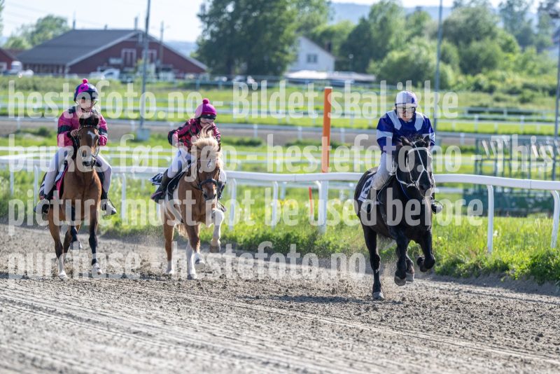 20260528-172719-DSC_2123